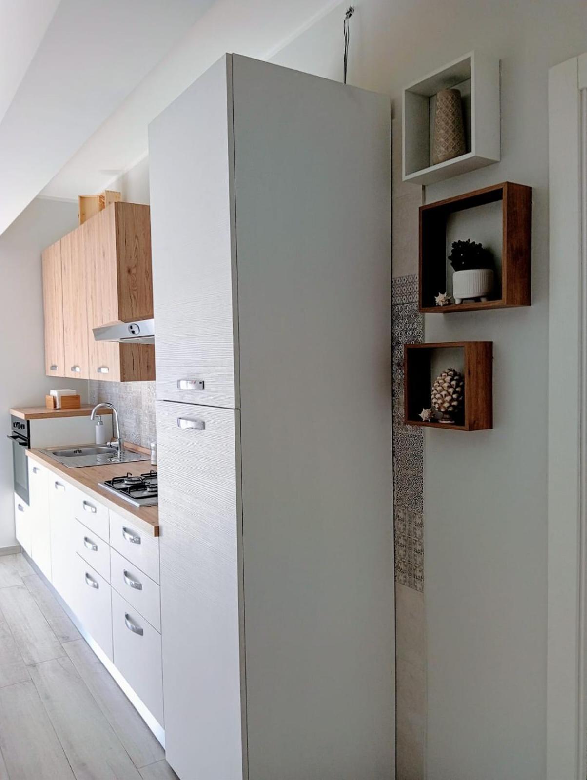 Appartamento Moderno In Centro Citta Сант'Агата-ді-Мілітелло Екстер'єр фото